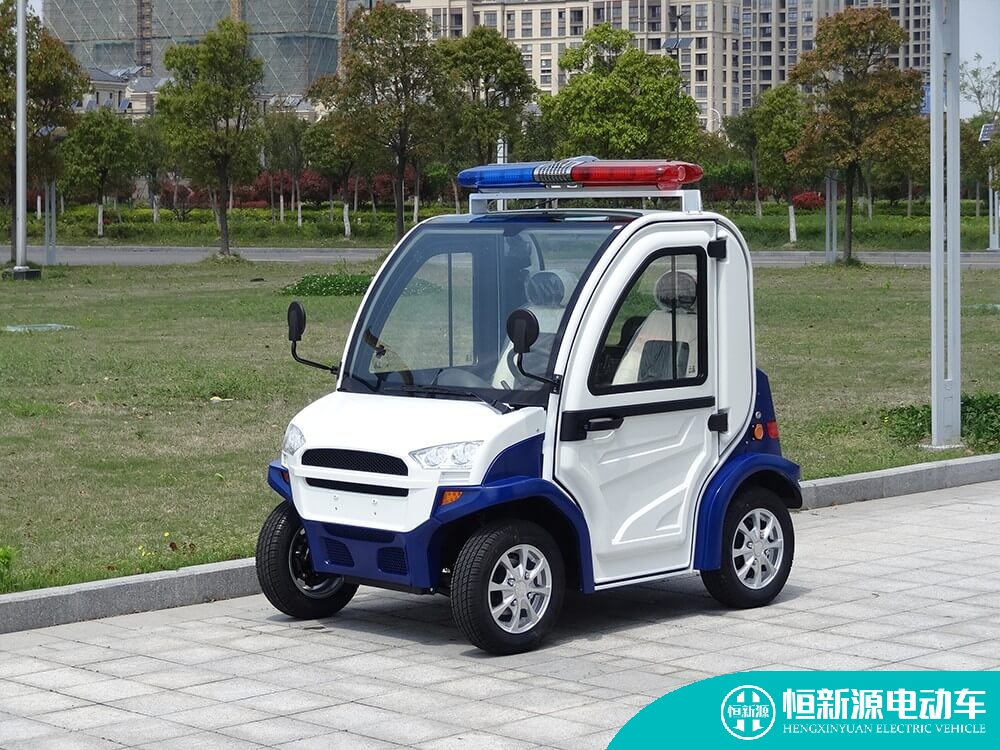 2座封閉電動(dòng)巡邏車圖片2