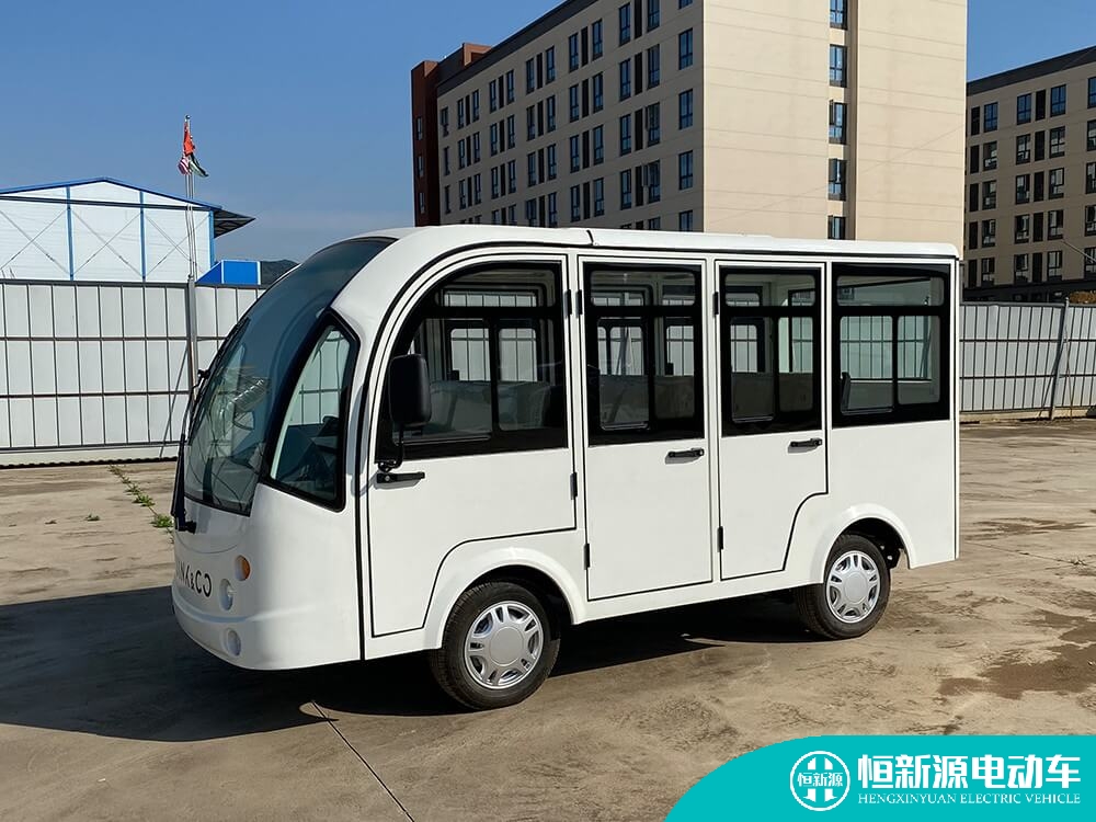 8座封閉式電動(dòng)觀光車(chē)HXY-8F-3.jpg